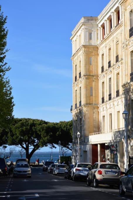 Grand Hotel - Magnifique Appartement Bord De Plage Centrale アルカション エクステリア 写真